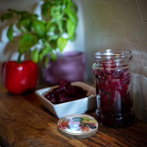 300 ml-es befőttesüvegek színes csavaros tetőkkel, fi 66 – 6 db - 18