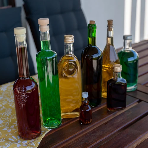 Likőrös laposüveg csavaros kupakkal, 200 ml, 10 db - 11