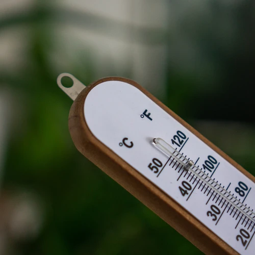 Szobahőmérő fehér skálával (-30 °C-tól +50 °C-ig) 20 cm - 5
